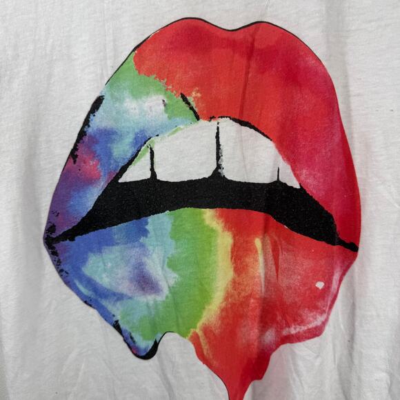 Chaser T-Shirt Women S White Rainbow Dripping Lip Graphic Crew Neck Spring Top - Picture 3 of 7